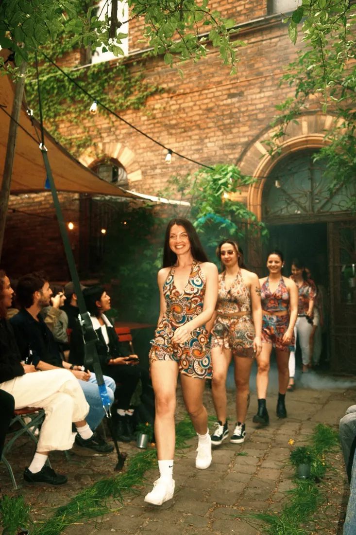 YAGI Fashion Show, Oel Garten Berlin, photo 1